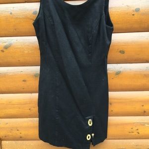 👗Lil ‘ Black Dress SEXY SOPHISTICATED w/“a HITCH”😎